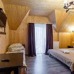 Hotel хатинка у румуна