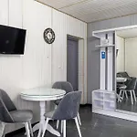 Hotel хатинка у румуна *