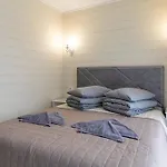 хатинка у румуна Hotel *