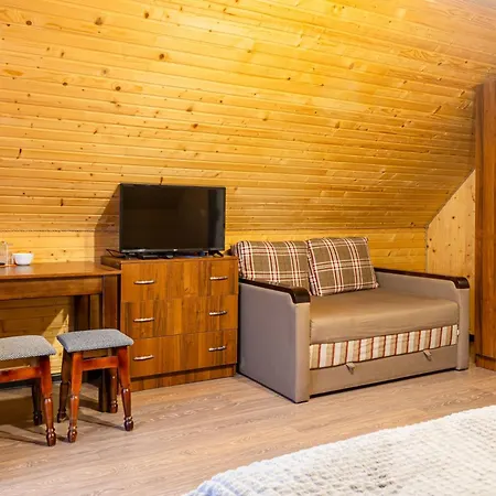 Hotel хатинка у румуна Tatariv