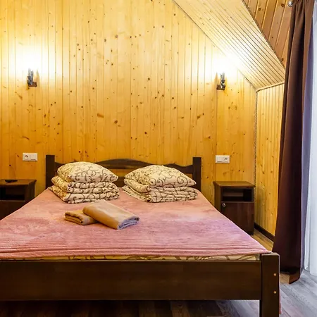 хатинка у румуна Hotel *