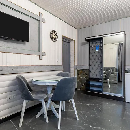 хатинка у румуна * Tatariv