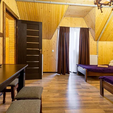 Hotel хатинка у румуна *