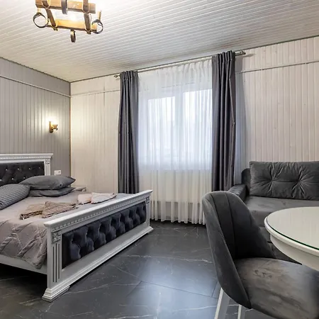 хатинка у румуна Tatariv