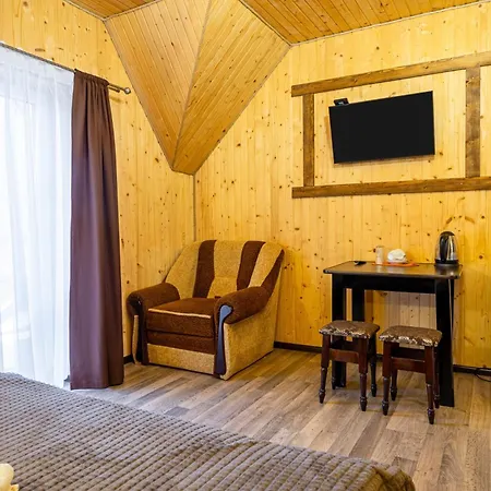 Hotel хатинка у румуна Tatariv