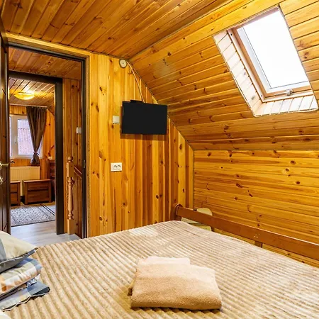 хатинка у румуна Hotel