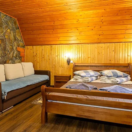 хатинка у румуна Hotel