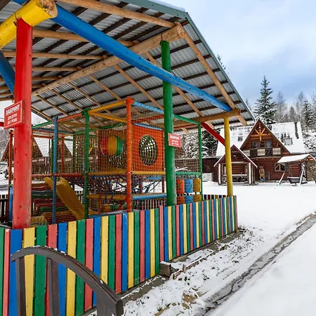 Hotel хатинка у румуна Tatariv