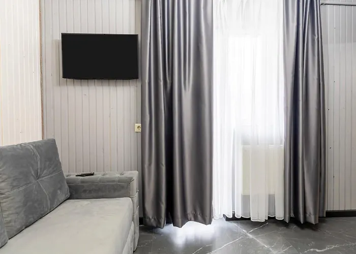 Otel хатинка у румуна *