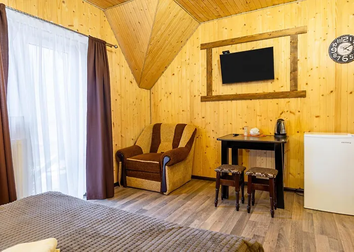Otel хатинка у румуна Tatariv