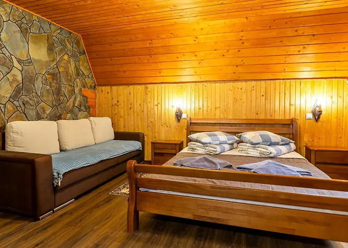 хатинка у румуна Otel