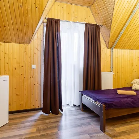 хатинка у румуна *