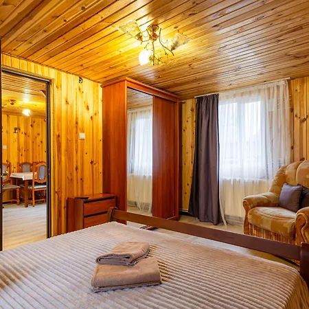 хатинка у румуна *