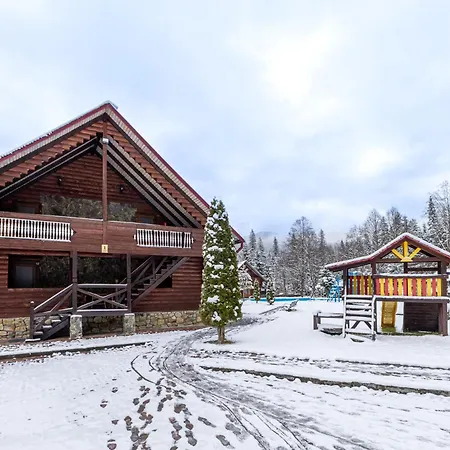 хатинка у румуна Hotel Tatariv