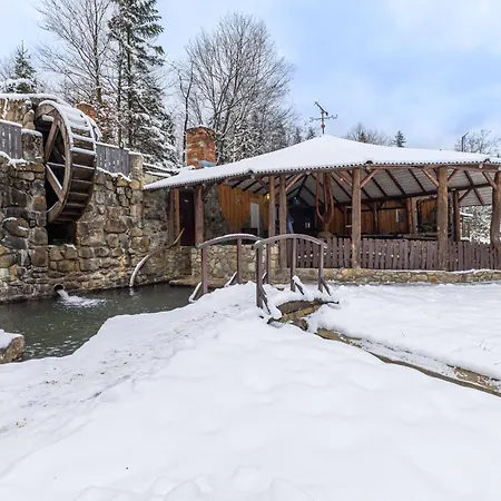 хатинка у румуна * Tatariv